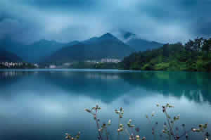 Daqi Hill National Forest Park Hiking Day Tour from Hangzhou