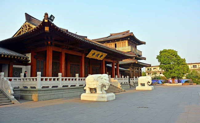 hangzhou_xiangji_temple.jpg