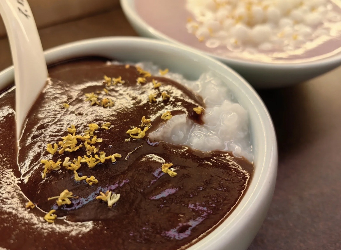 Sweet-Glutinous-Rice-Porridge