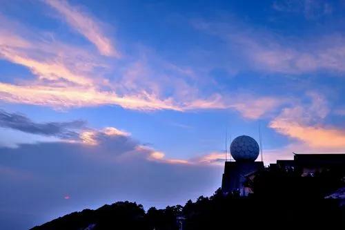 huangshan-Bright-Summit