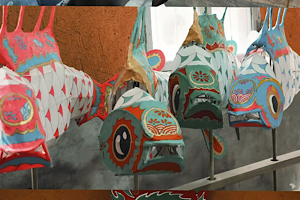 Experience-Traditional-Painted-Lanterns-in-Hongcun