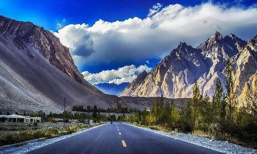 China-Pakistan-Highway-Kashgar