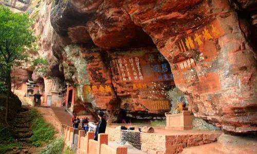 blessed-land-of-the-cave-heavens2