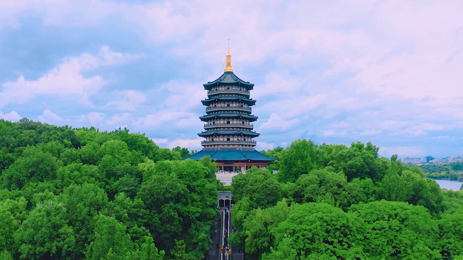 Leifeng-Pagoda-in-Zhejiang Leifeng-Pagoda-in-Zhejiang