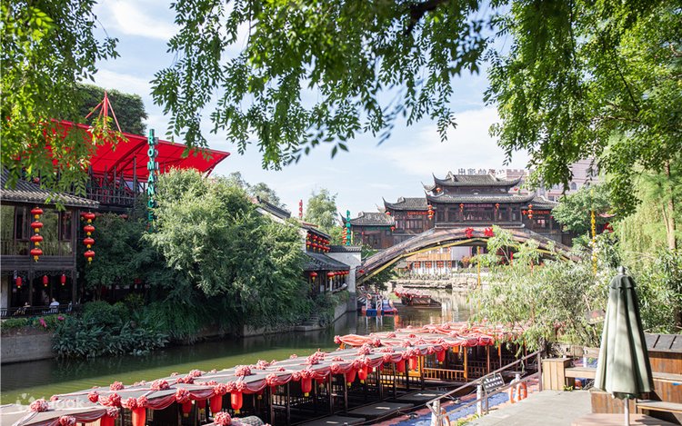 Song-Dynasty-Town2