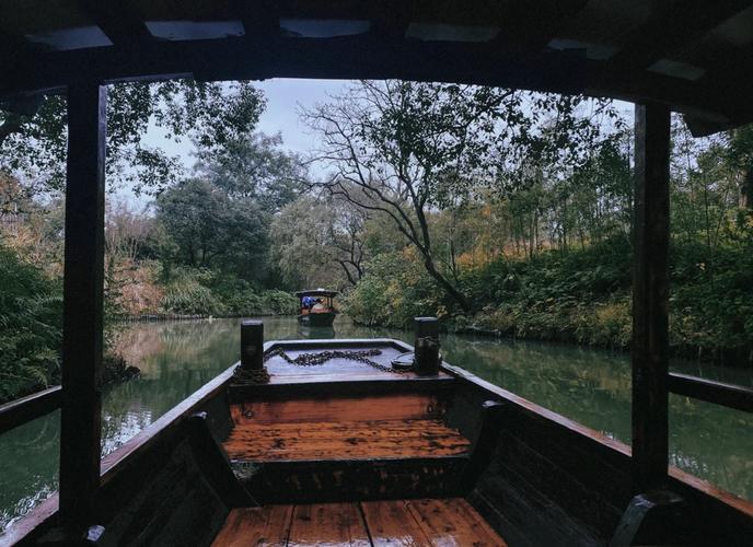 Xixi-Wetland-High-End-Punting-Boat-Exploration2 Xixi-Wetland-High-End-Punting-Boat-Exploration2